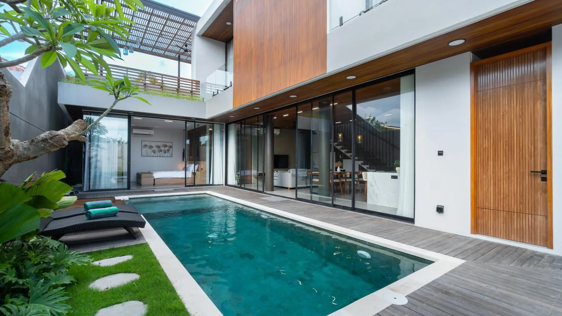 Villa Elena By Maheswara Seminyak